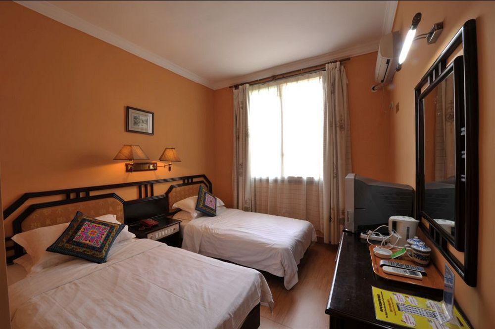 Yangshuo River View Hotel Exterior photo